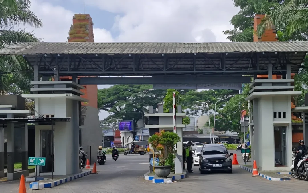 5 Adu Hebat PTN Jawa Timur: UB vs ITS vs UNAIR, Mana Jagoanmu?