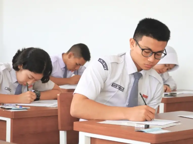 Pembelajaran di SMA Taruna Nusantara - SMA TN