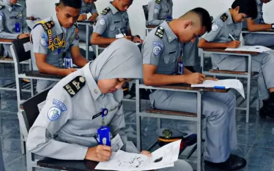 Daftar Sekolah Tinggi Kedinasan di Indonesia
