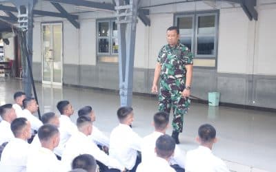 Mencapai Keunggulan di Angkatan Laut: Inspirasi dan Nasihat Menginspirasi dari Danlantamal V untuk Calon Taruna dan Taruni Masa Depan